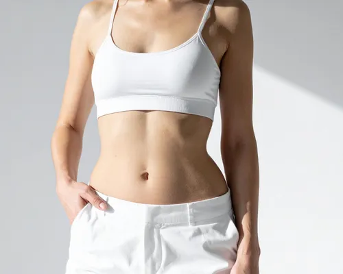 Women's Midriff De-Tan and Bleach Treatment in Siruseri